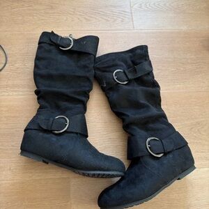 Amazon Women's Black Winter Boots with Buckles